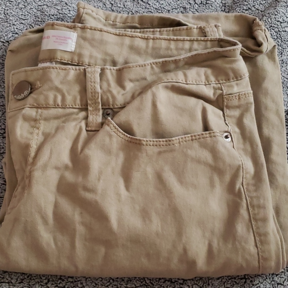 Khaki pants
